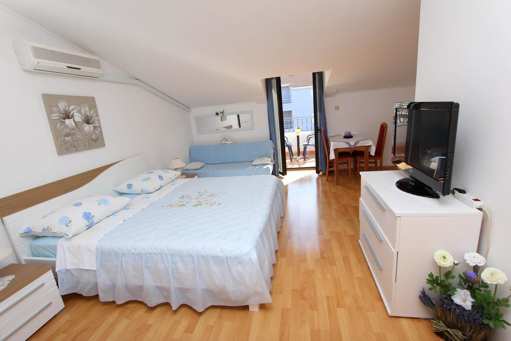 Apartments Dujmovic Ровінь Екстер'єр фото